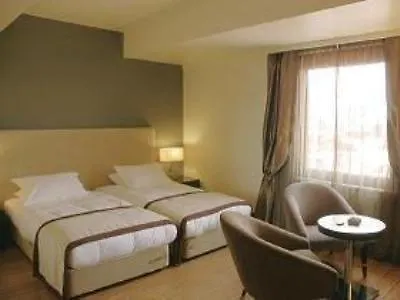 Boutique Riva Hotel 3*